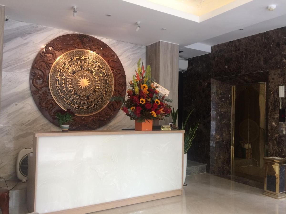 Xuan Huong Khách sạn hẻo lánh