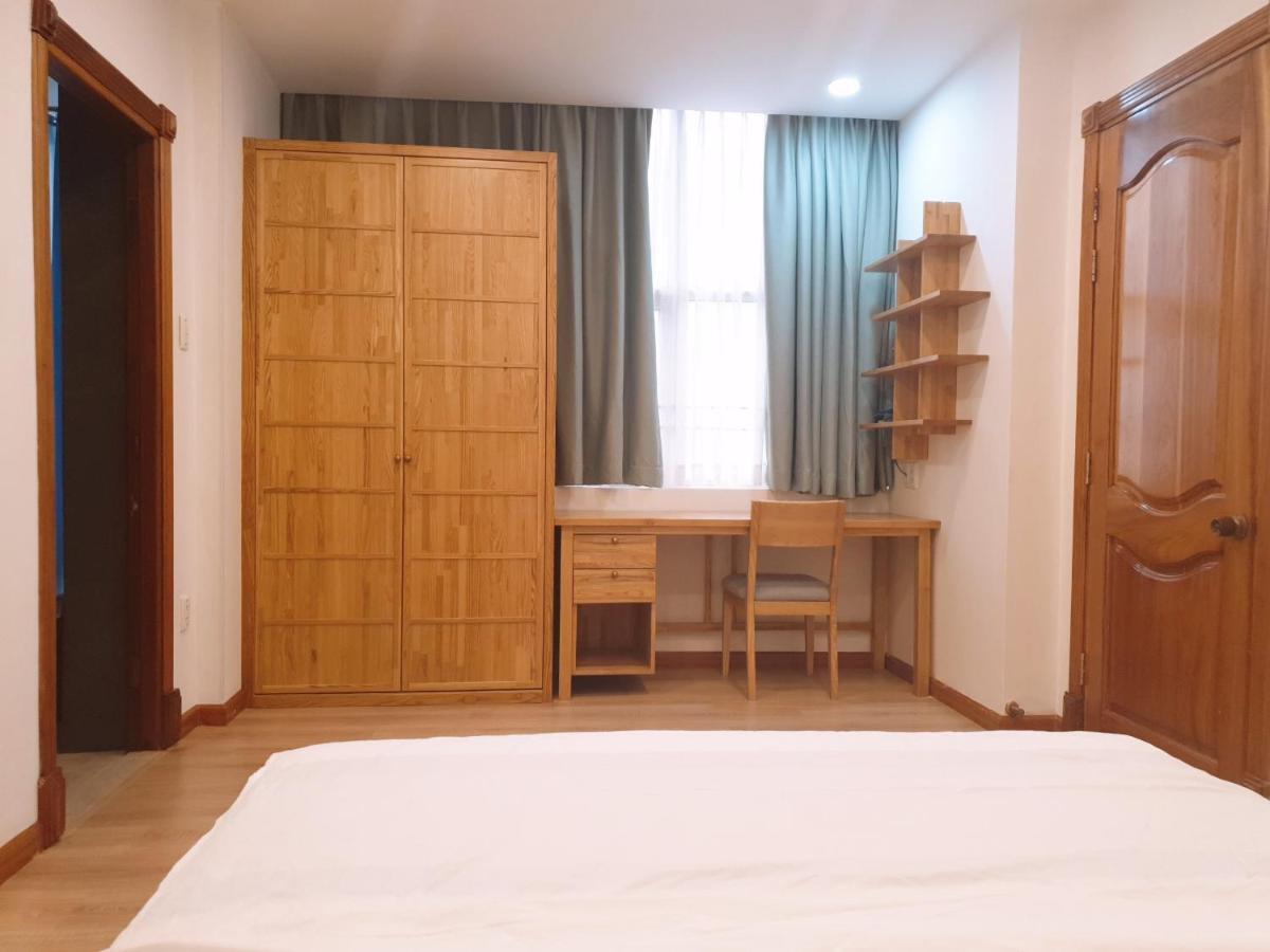 Xuan Huong Khách sạn hẻo lánh